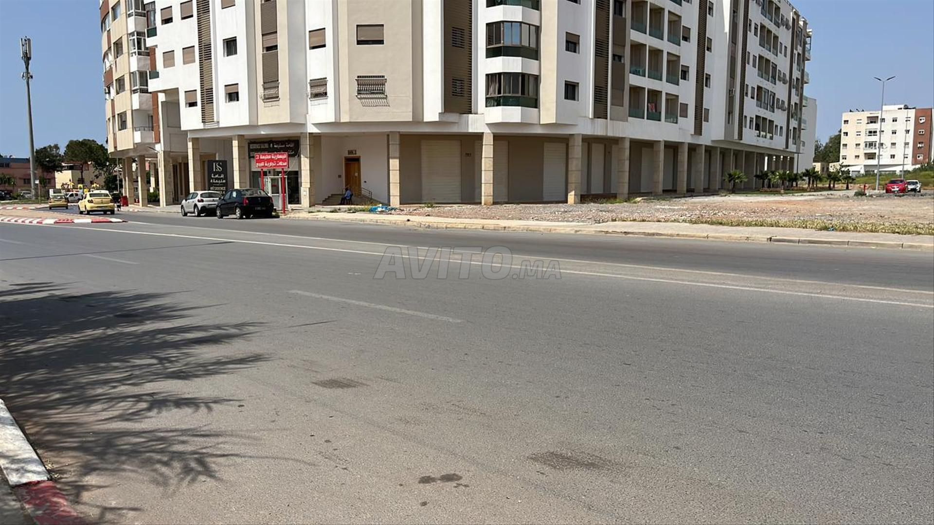 Commerce à vendre ou à la location à Salé / 207m²