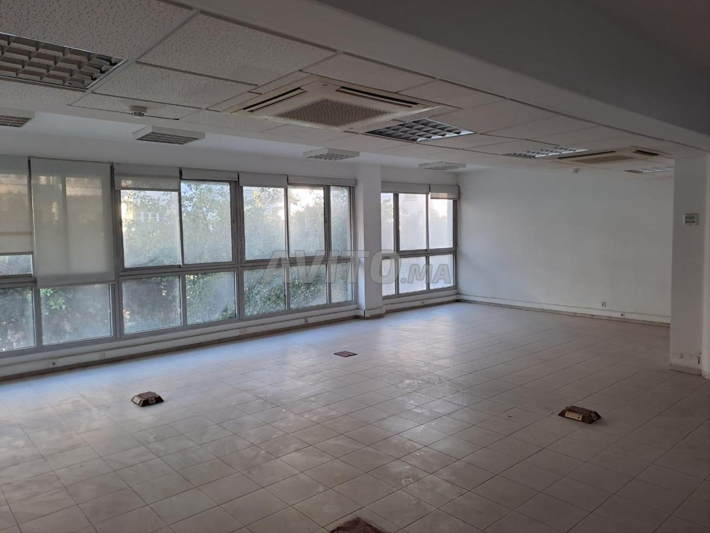 Immeuble Bureaux de 1 500 m² à louer sur Hassan