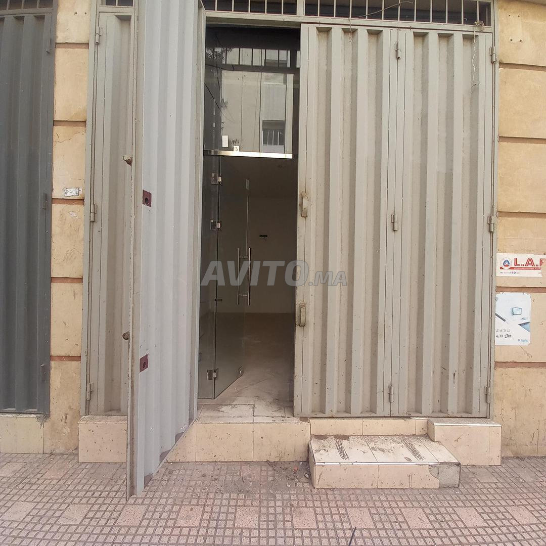 magasin commercial à vendre
