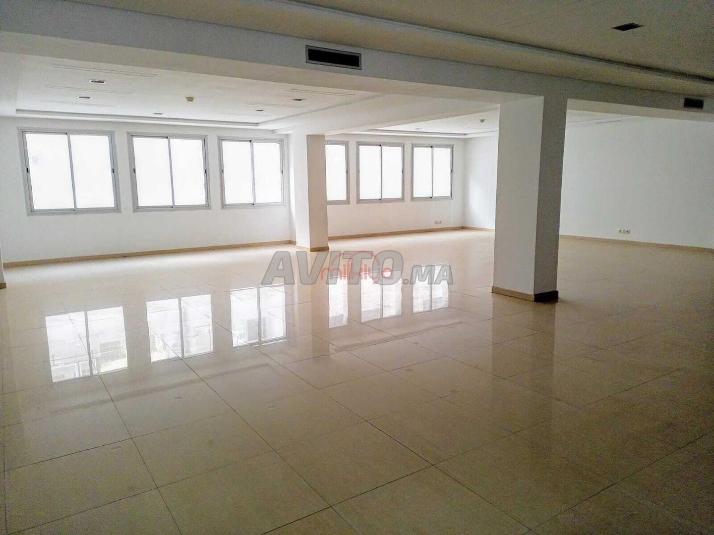 Location Bureau 1 piéces de 135 m2 à Casablanca