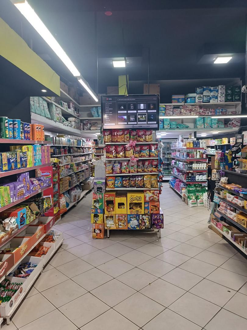 Magasin à louer Riad Salam