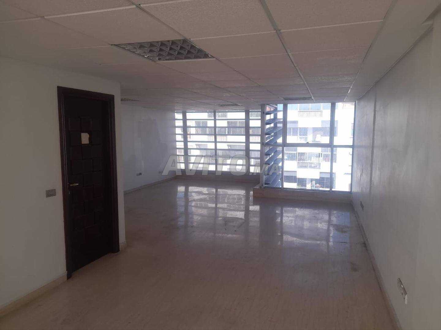 Plateau 2gd Open terse 130m2 à louer bd Zerktouni