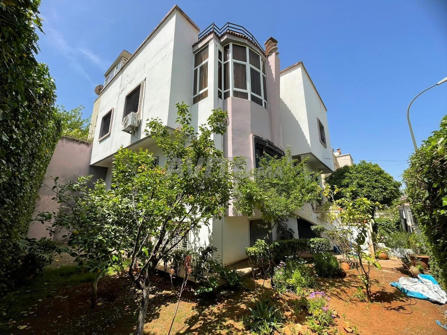 Villa Spacieuse à Vendre Quartier Youmn, Meknès