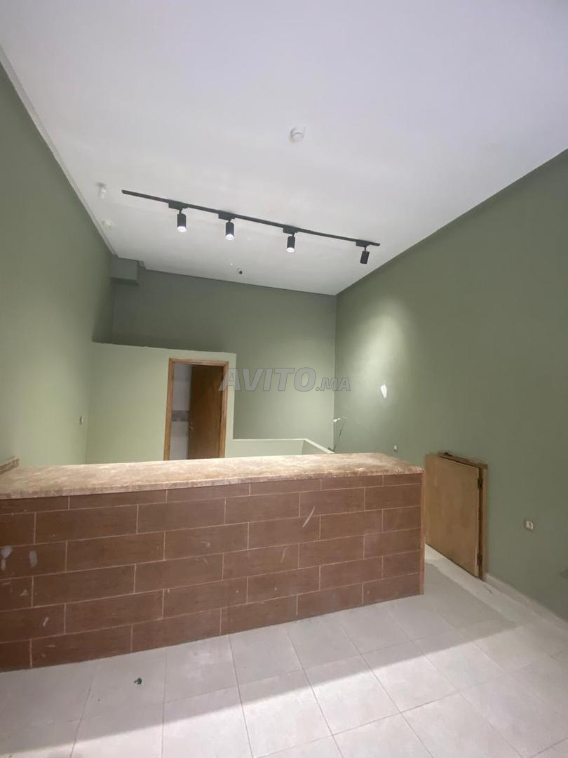 MAGASIN 64m2 À LOUER MAARIF EXTENSION
