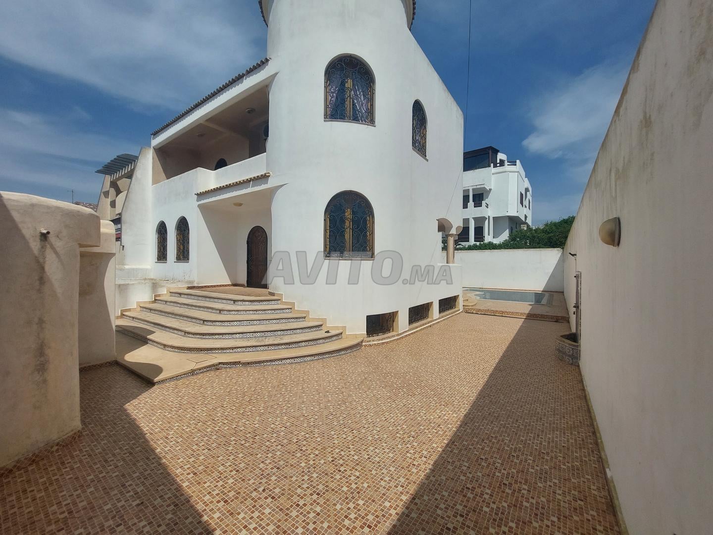 À VENDRE Magnifique Villa avec Piscine - AMRIA