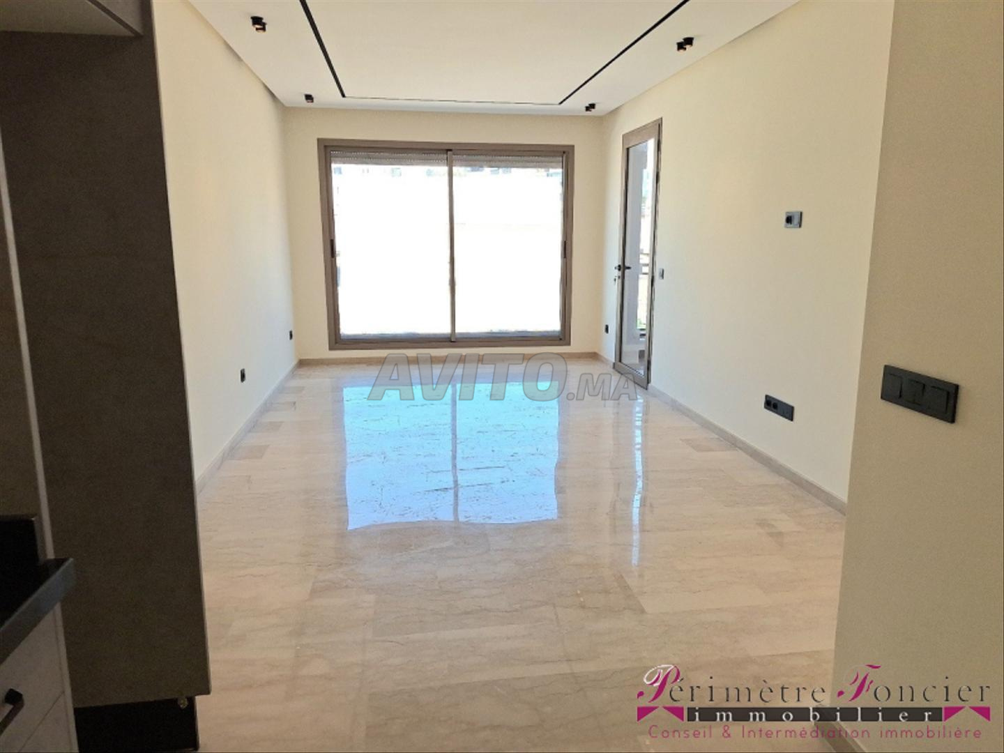 LES PRINCESSES JOLI STUDIO NEUF À VENDRE 57 m²