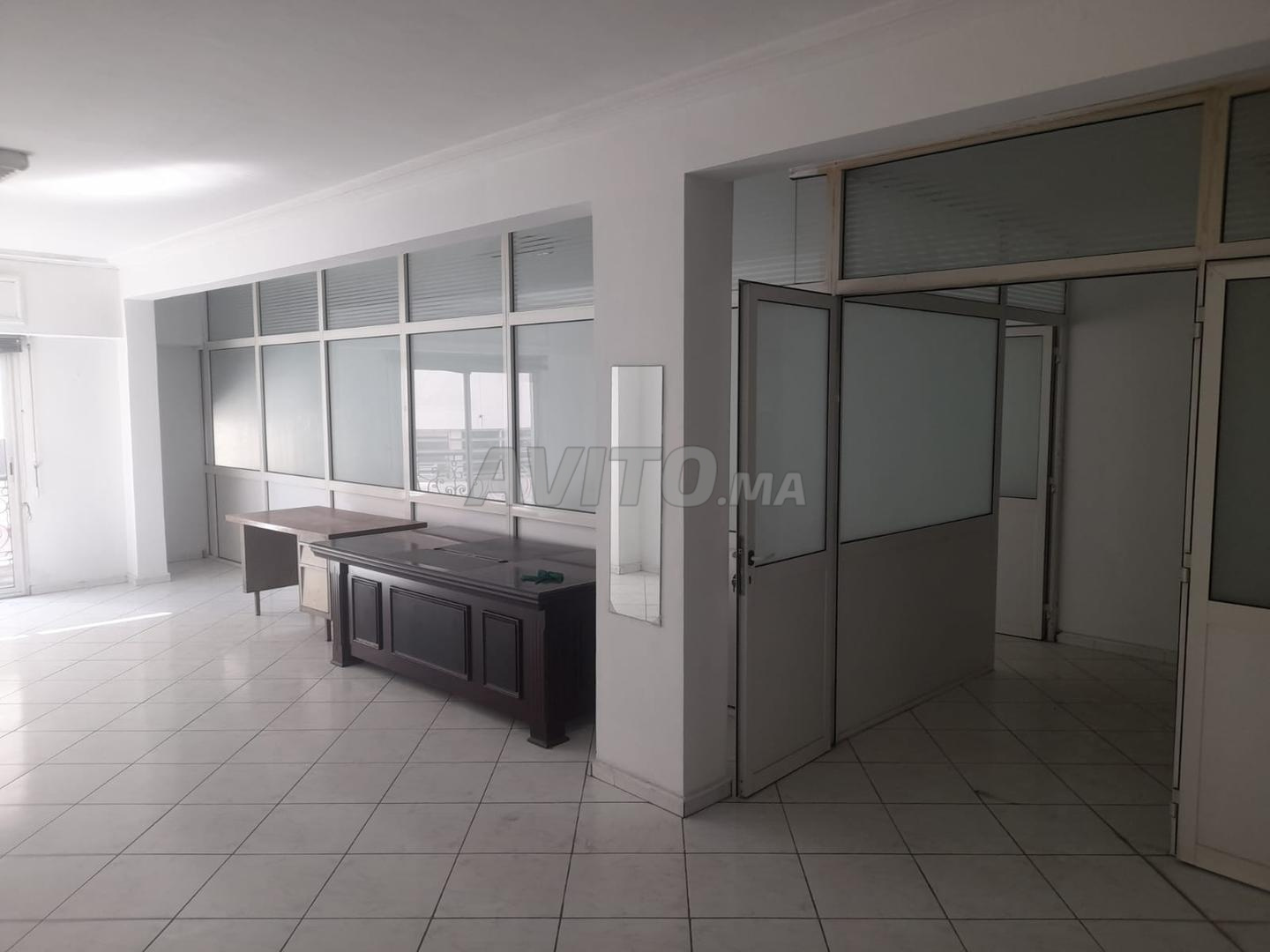 Plateau 1open 5p 140m2 à louer aux Hoptaux