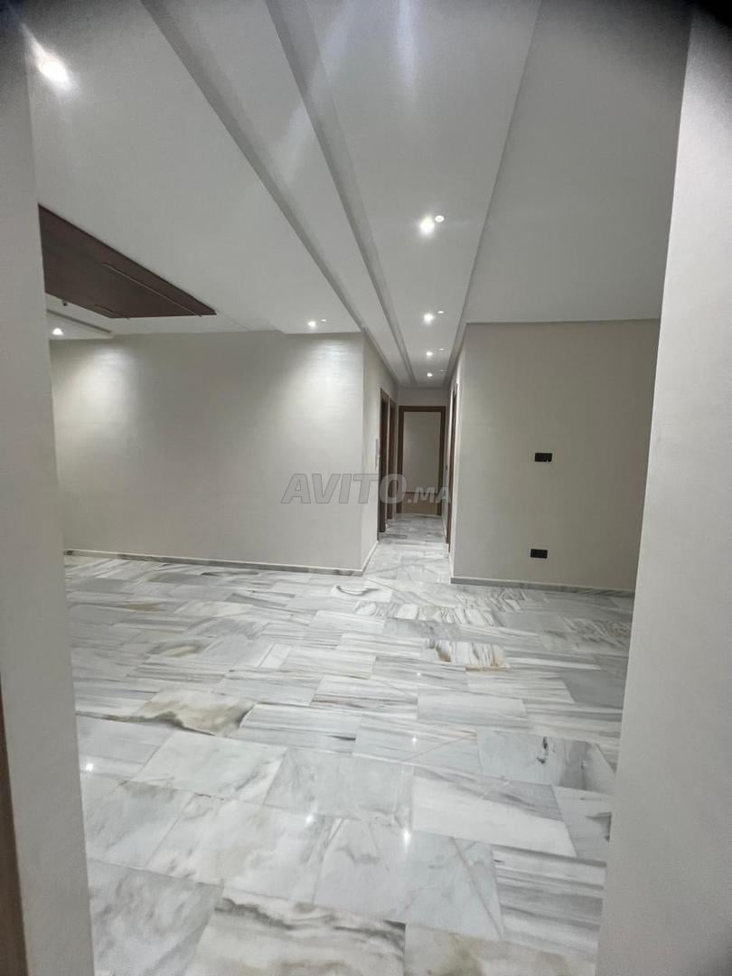 Appartement à louer 97 m² à Temara