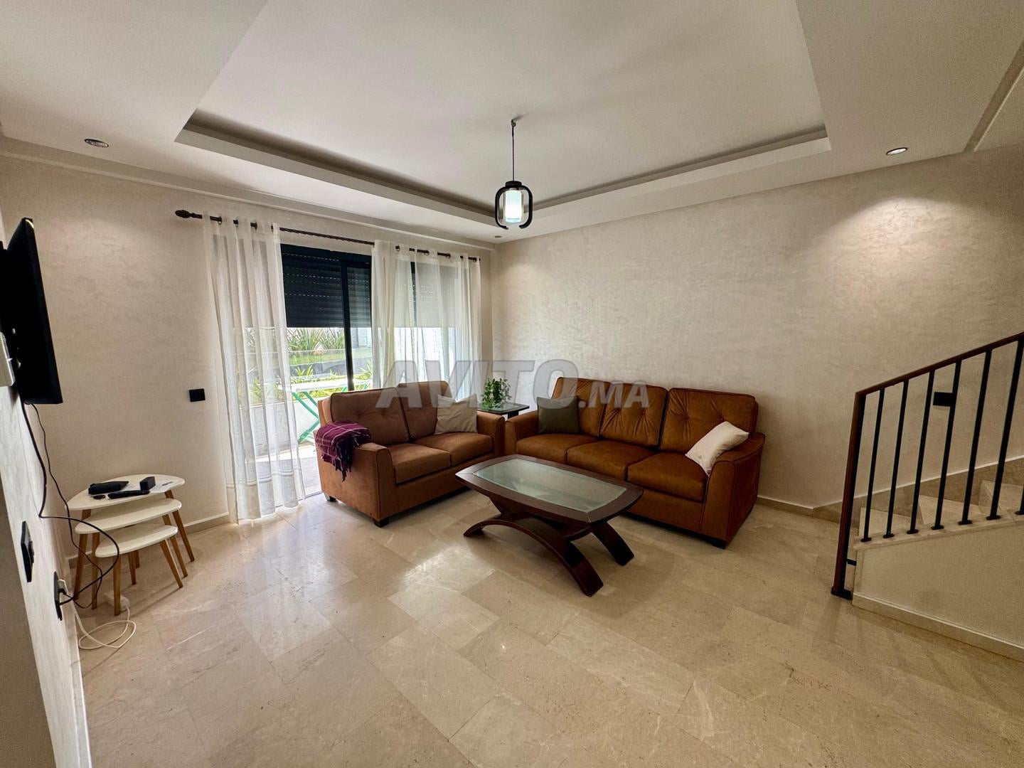 Duplex meublé vue piscine & jardin – Ville Verte