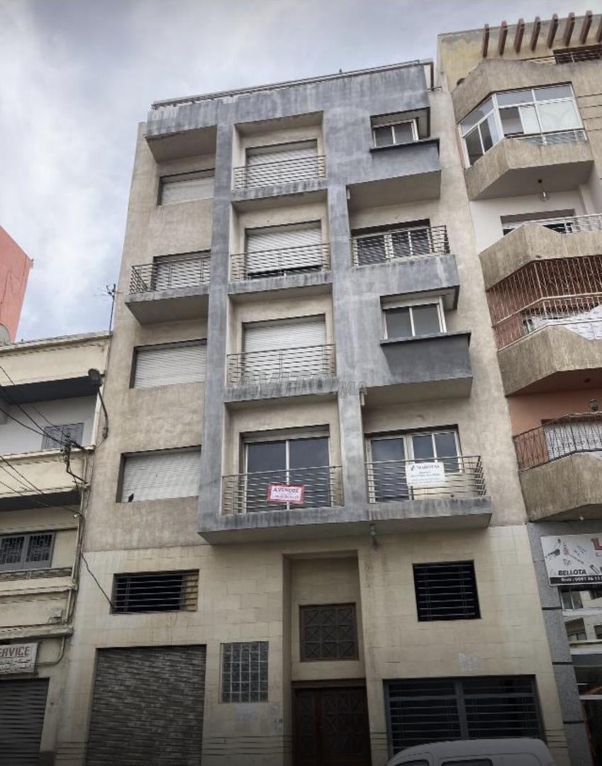 Immeuble vide à vendre