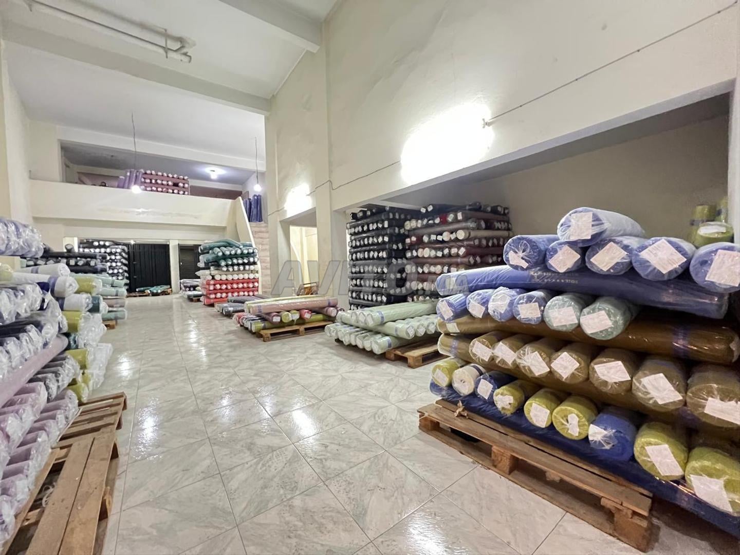 À vendre local en plein BV la résistance -300m²