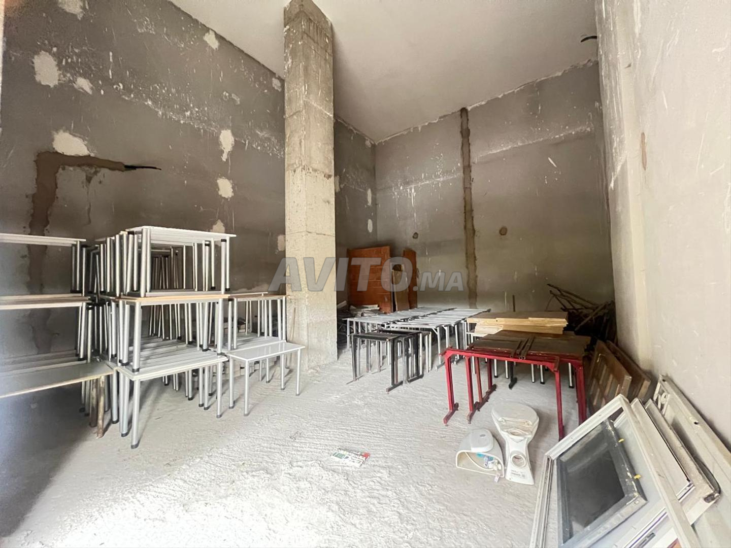 À louer local commercial à Palmier 74m2