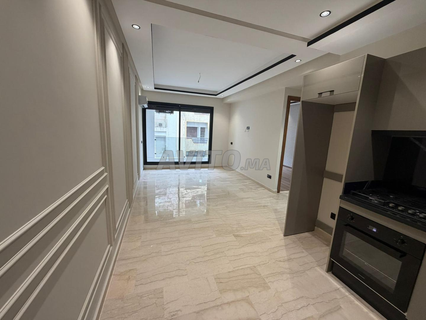 Appartement vide neuf à louer à Maarif