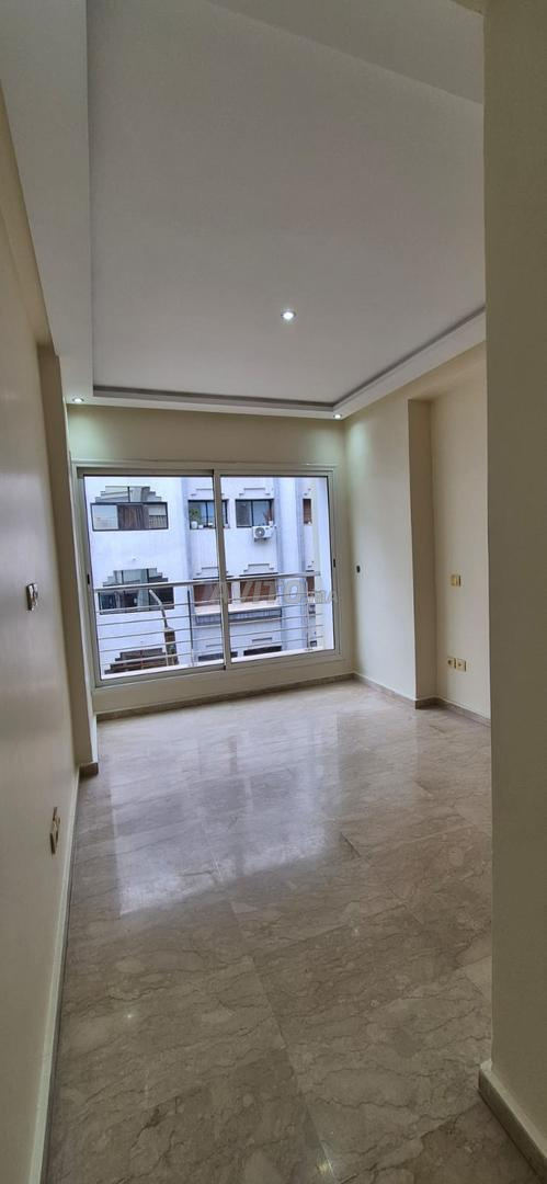 Appartement à louer 110 m² sur triangle d'or
