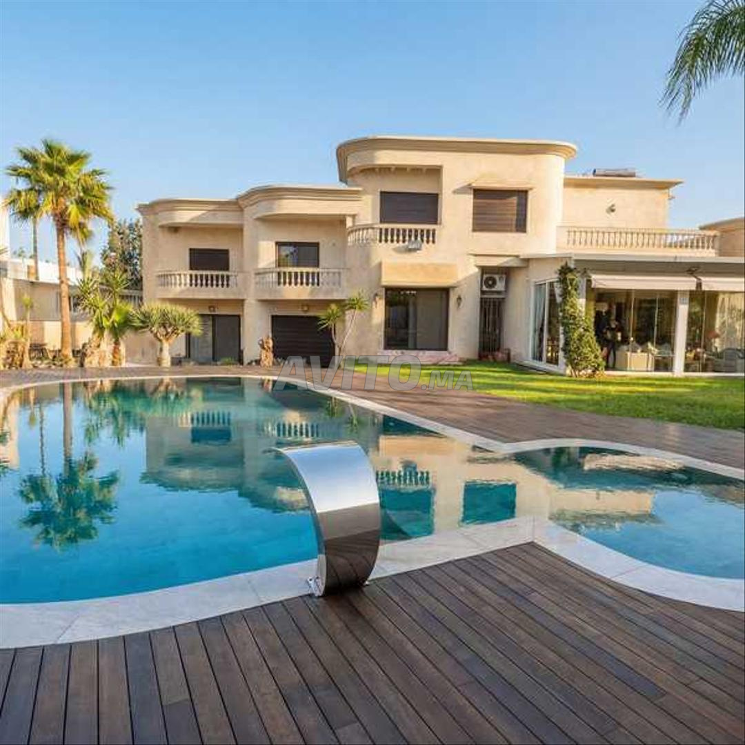 172619-Villa à louer à 100000DH à Californie