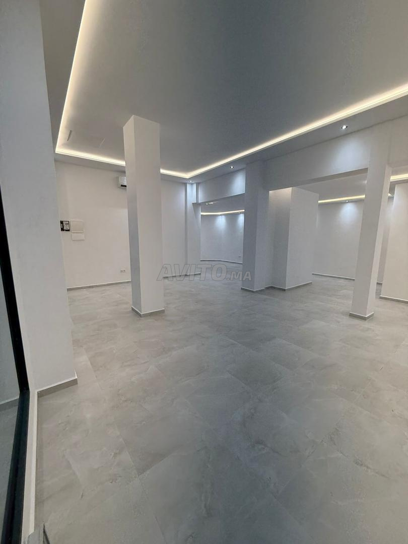 location magasin 80m haut Agdal