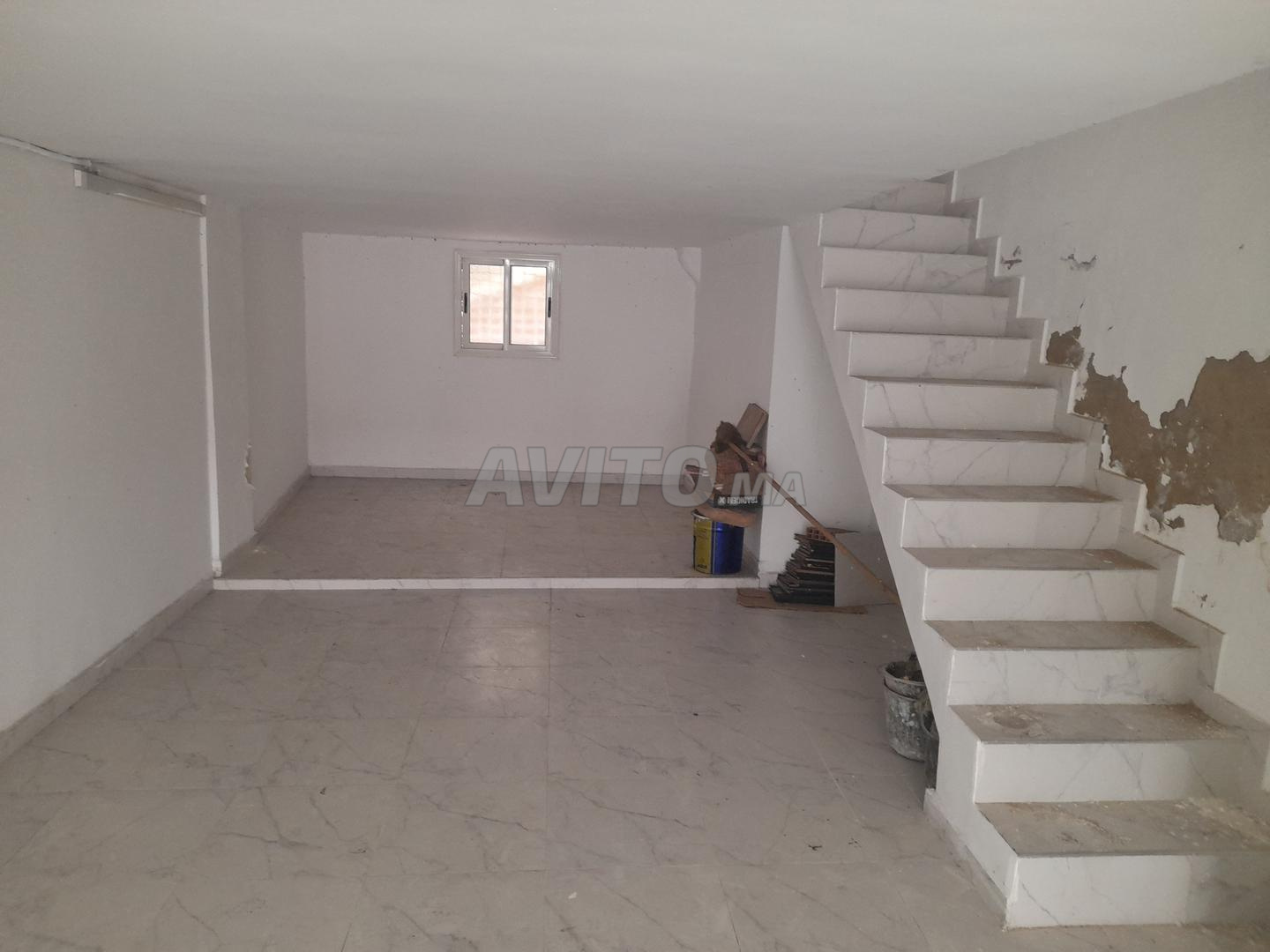 Magasin 100m2 à louer sur bd Mers sultan