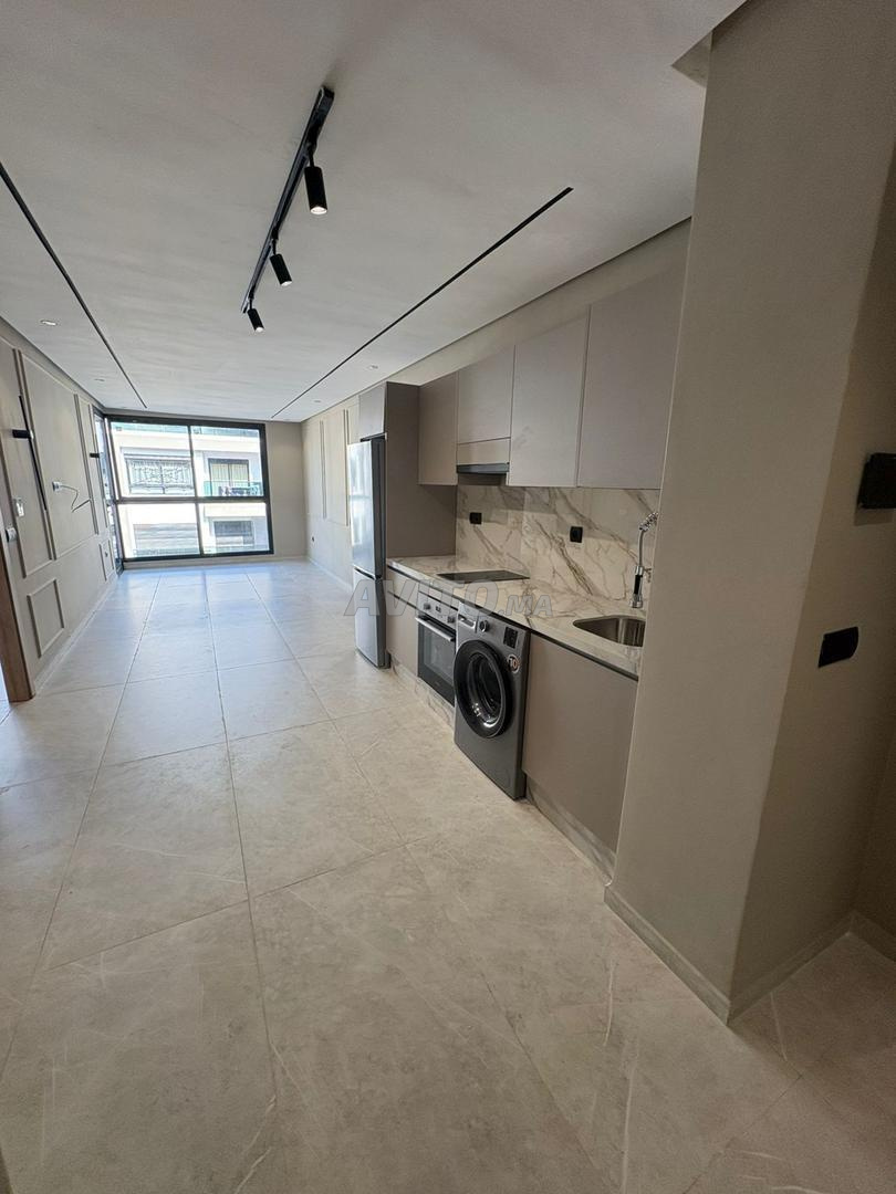Studio neuf à louer 58 m² à Casablanca Maarif