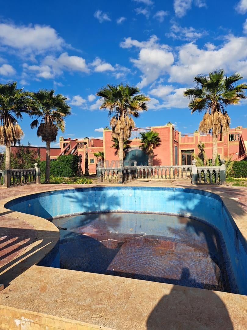 🏡 Superbe villa à vendre route de Fès – à 20 km de Marrakech