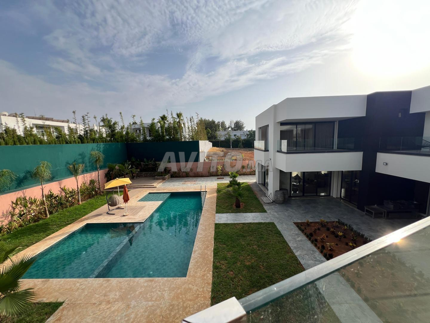 Vente Luxueuse Villa Souissi