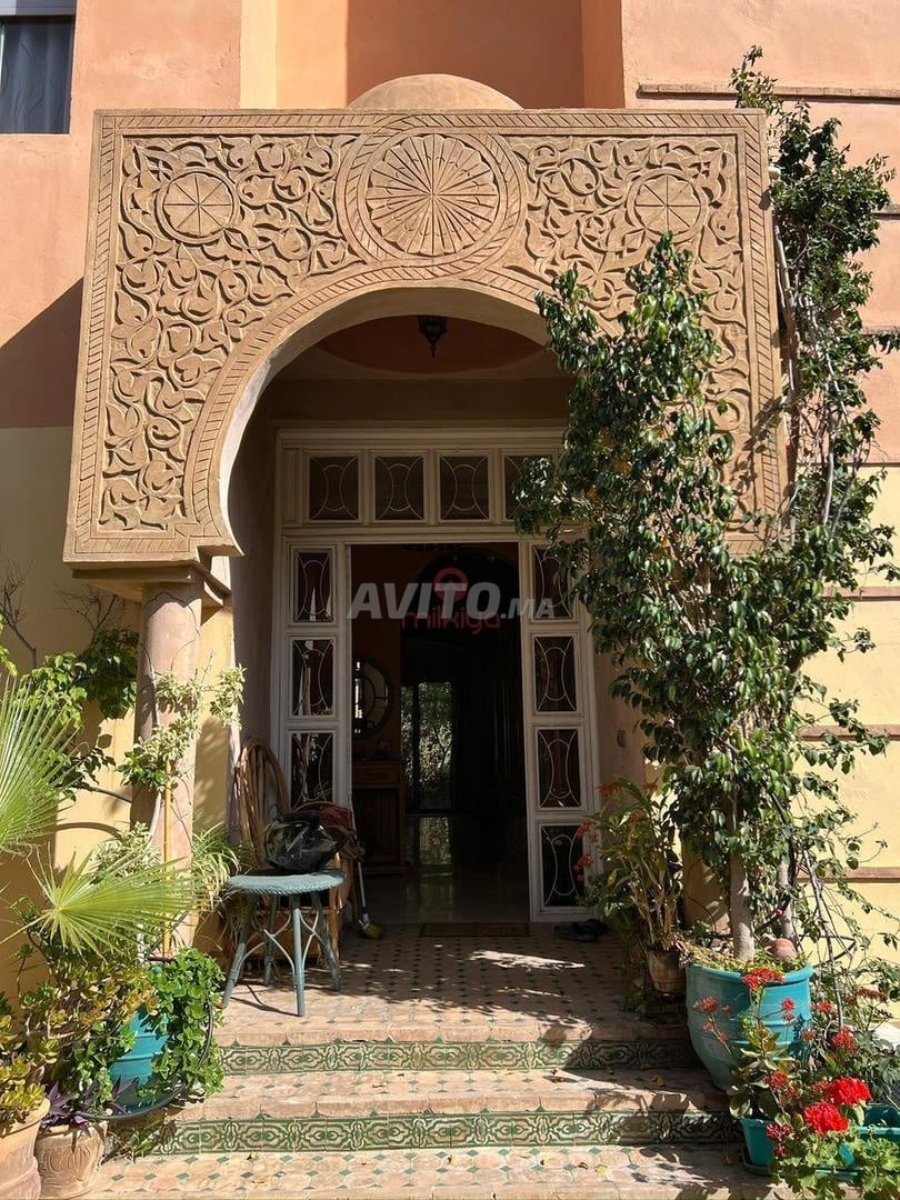 Vente Villa 5 pièces de 250 m2 à Marrakech