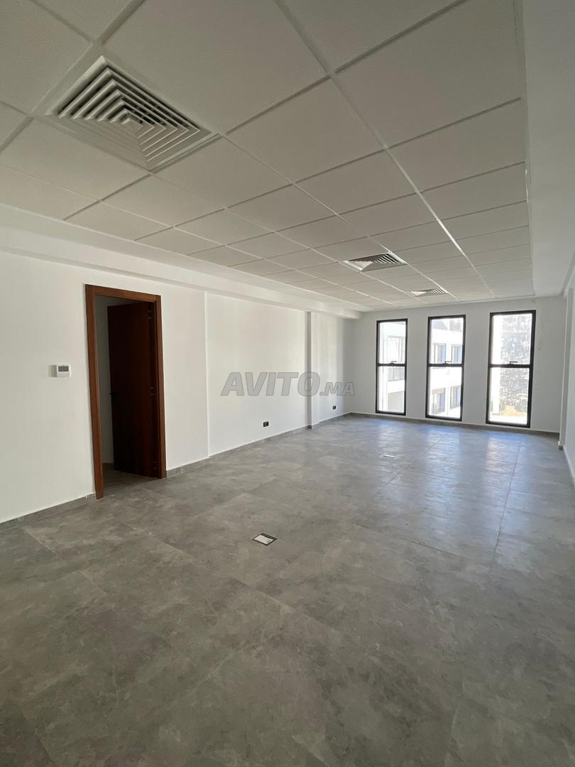 A louer plateau bureau Moulay Youssef