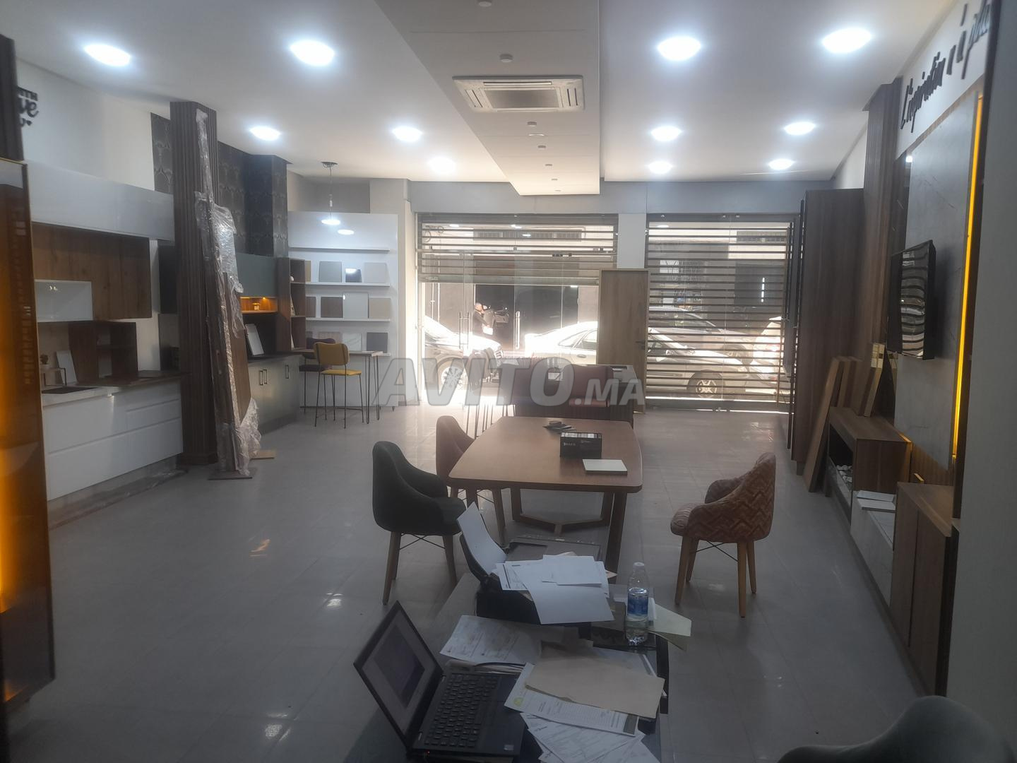 Magasin 2Rdx 120m2 à louer rue d'agadir