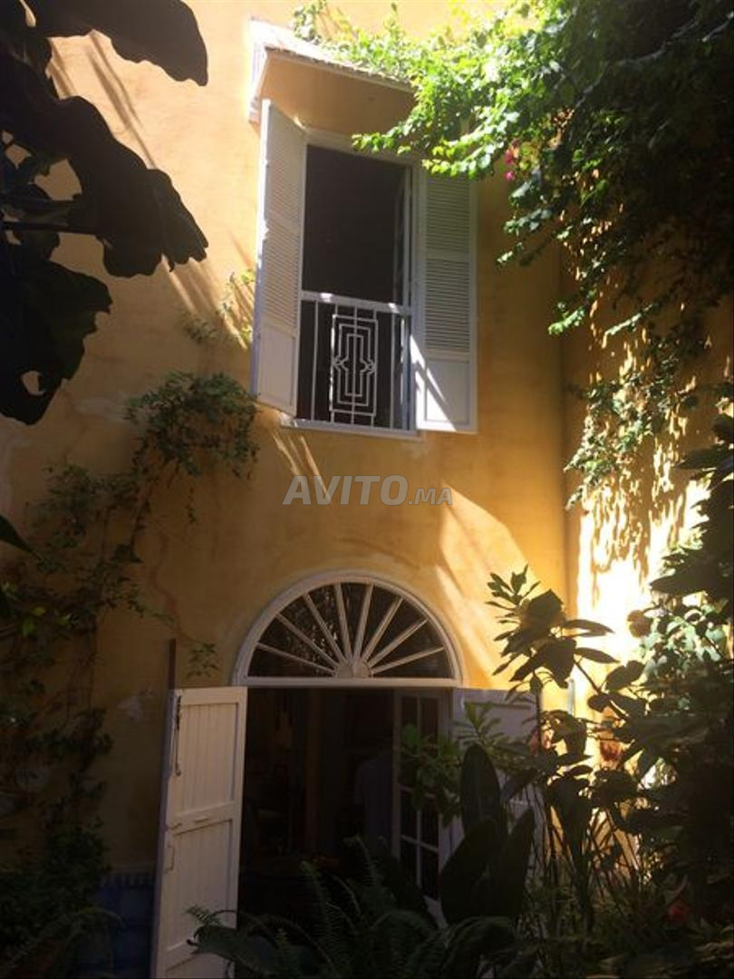 Maison traditionnelle authentique à vendre