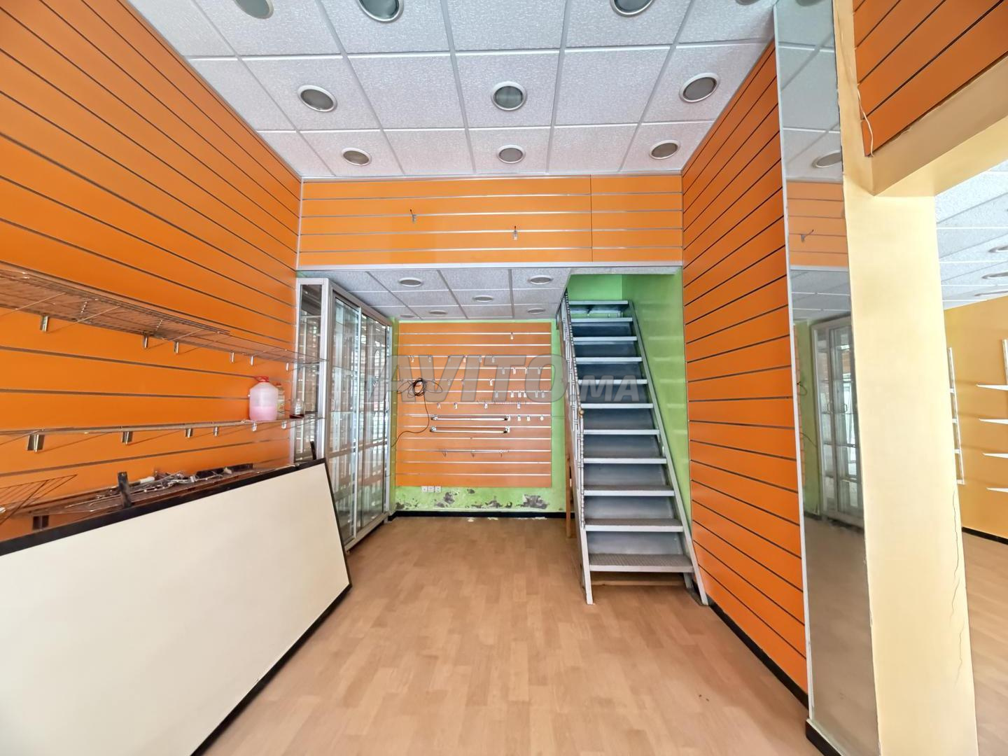 Vente de Deux Locaux Commerciaux 59 m² Mabrouka