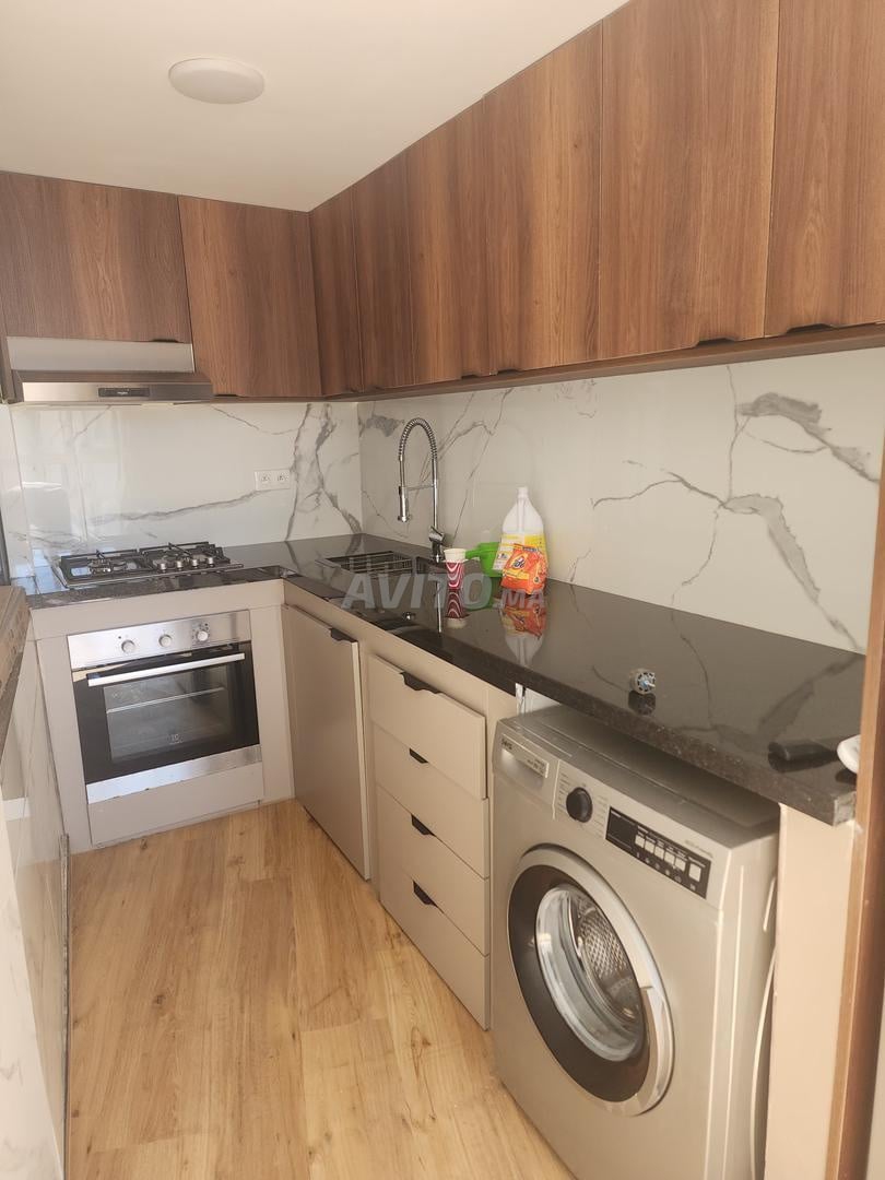 À louer studio de luxe semi meublé