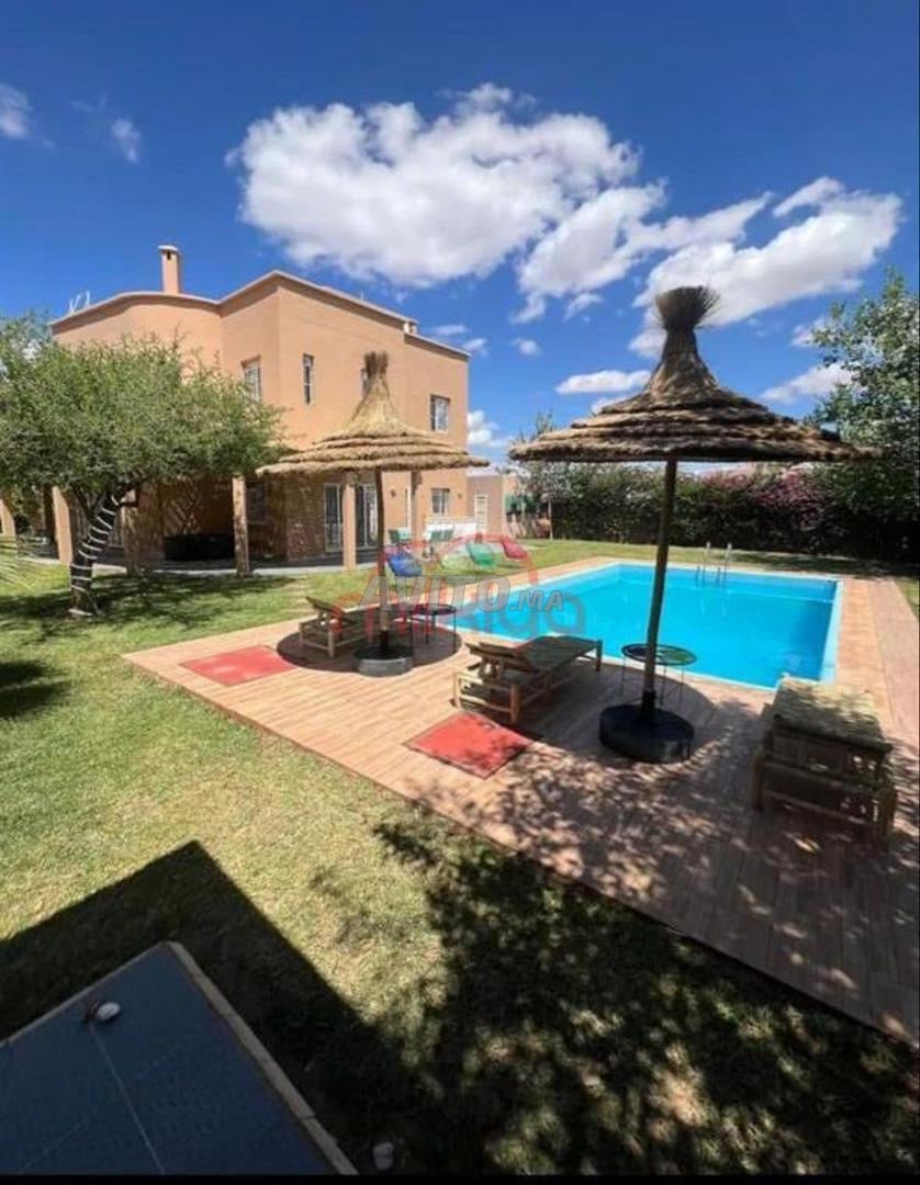 Vente Villa 8 pièces de 380 m2 à Marrakech