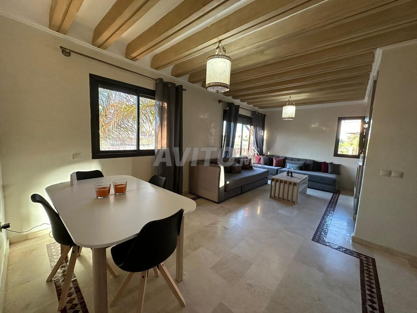 Bel Appartement Moderne Aux Palmeraies À Vendre