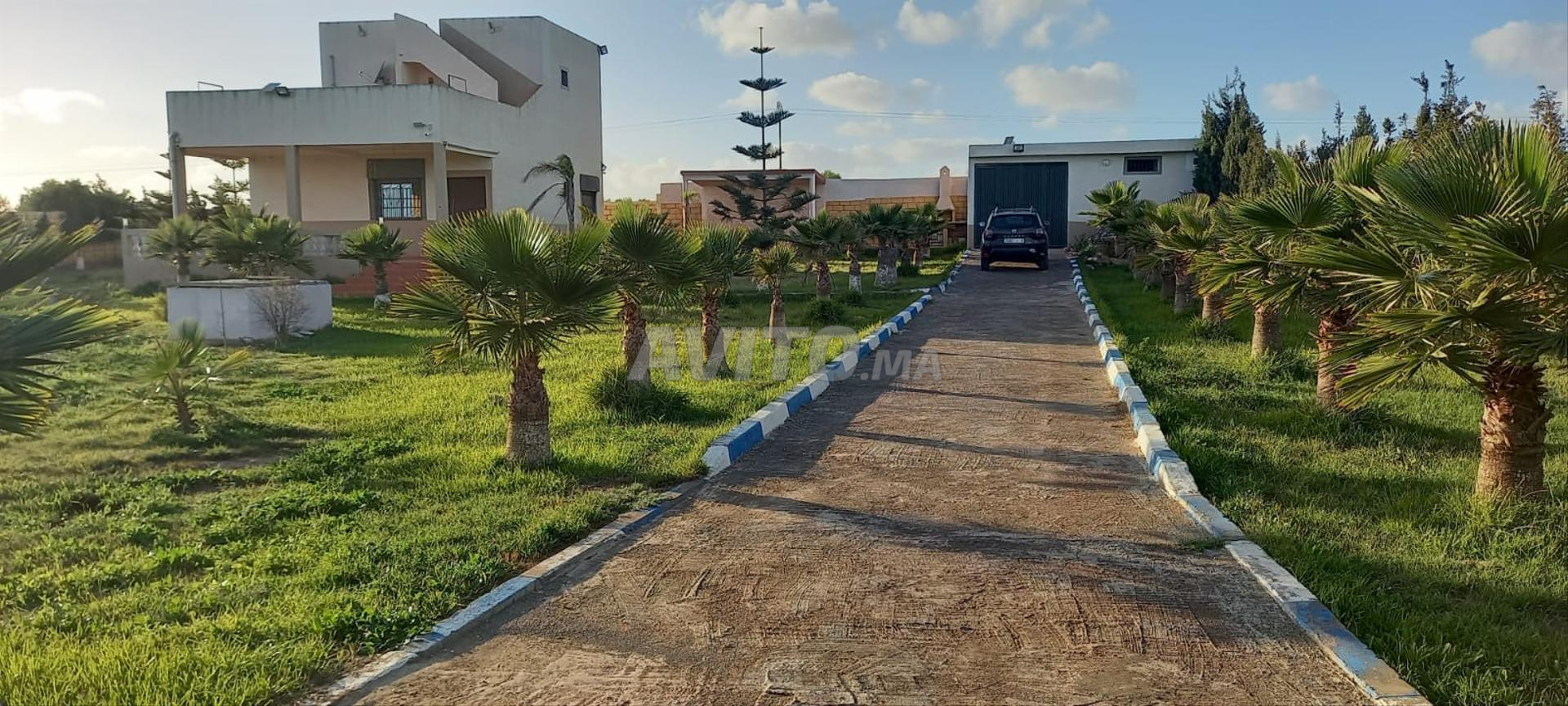 Villa dans un terrain titré à vendre à Sidi Rahal