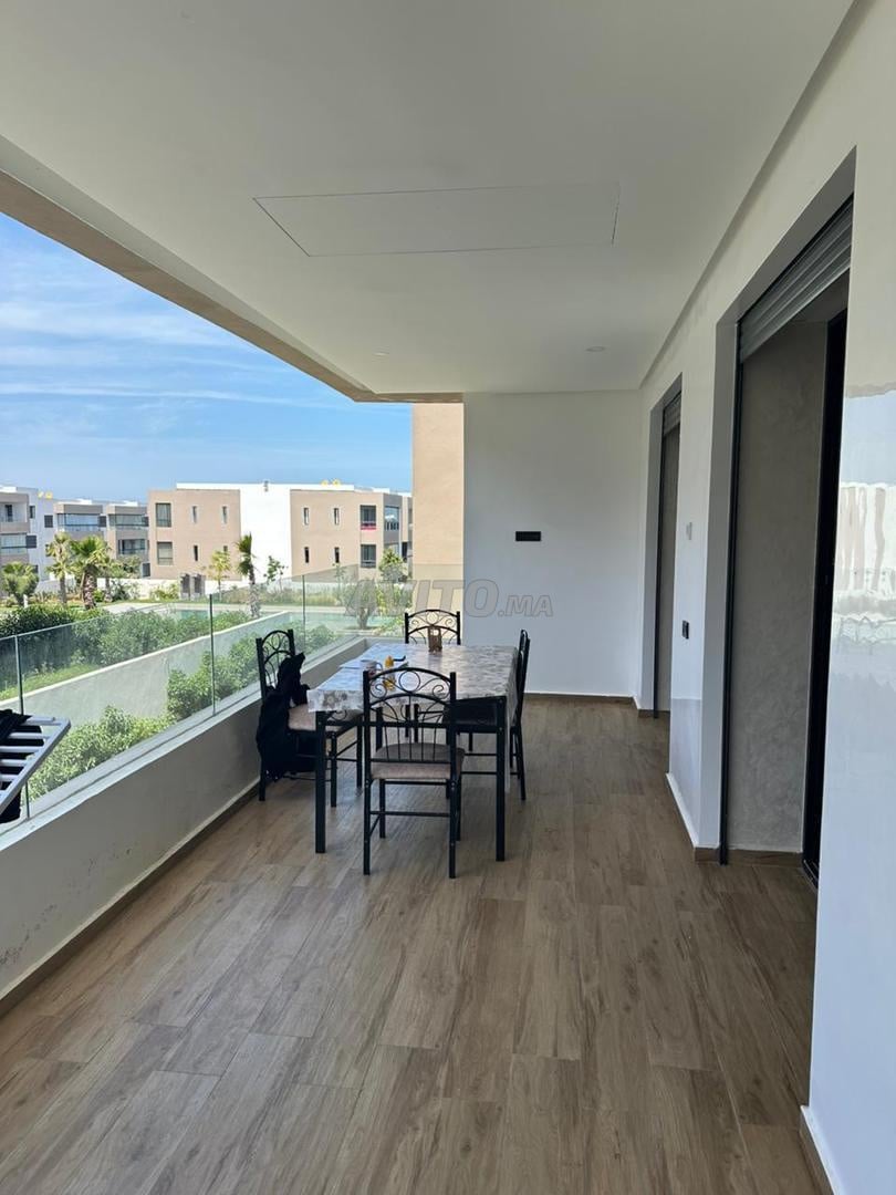 Appartement neuf meublé à louer à Dar Bouazza