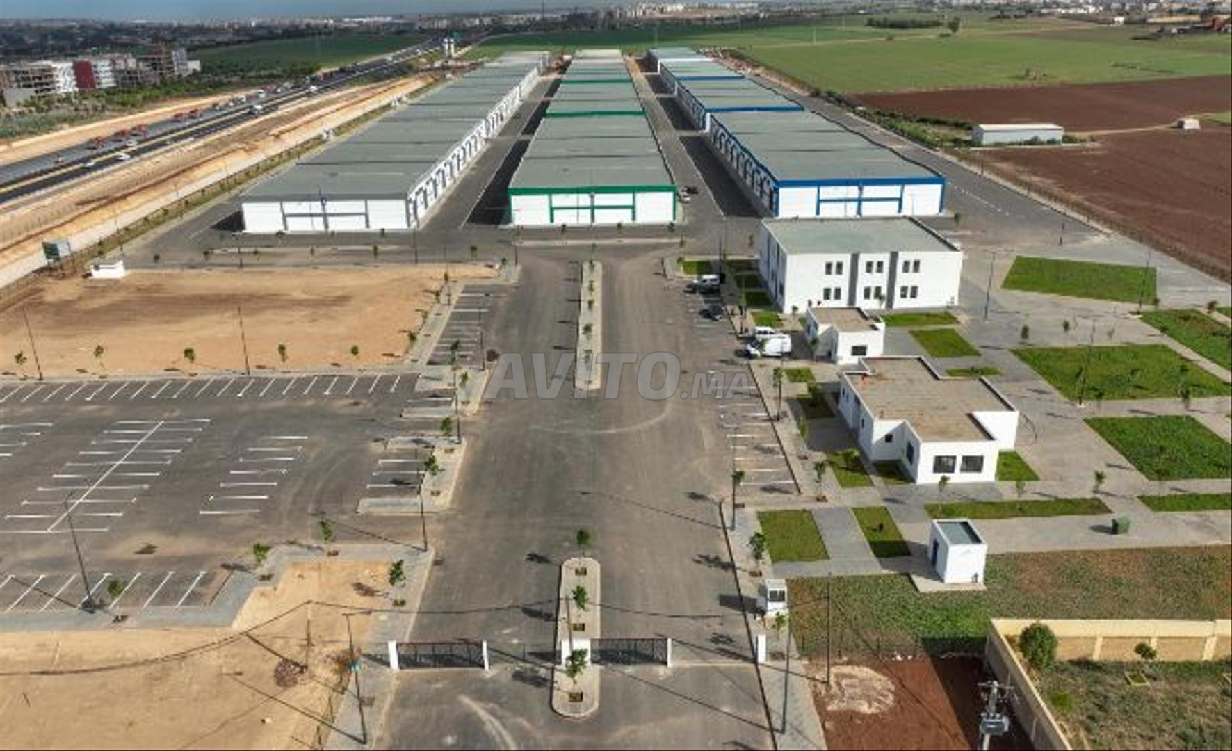 15000m zone industrielle à vendre