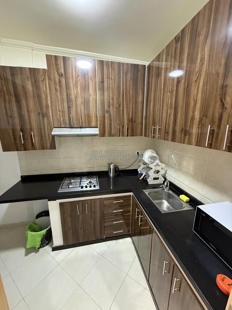 Appartement à vendre à Al Montazah Al Jadid, rénové