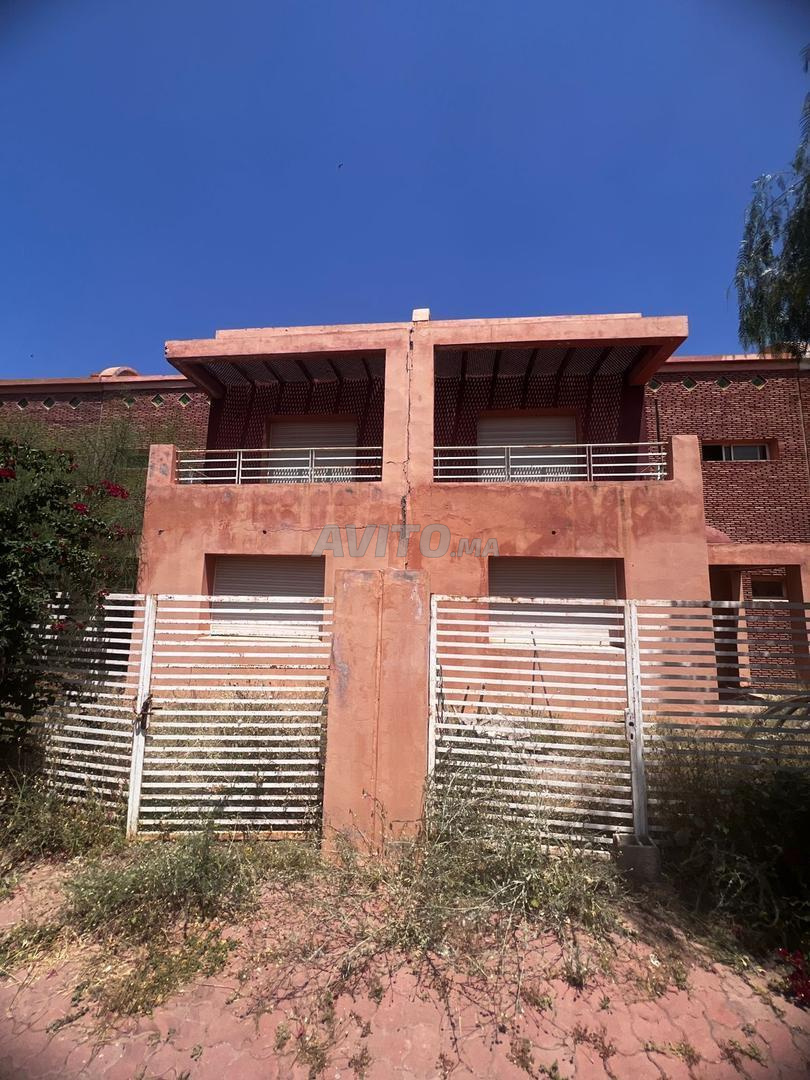 Villa semi finie 172 m² à vendre à Tamansourt Marrakech
