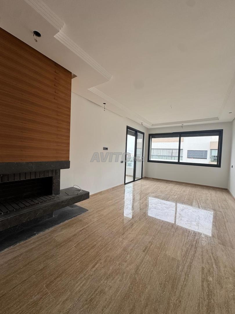 Appartement à louer 114 m² à Almaz