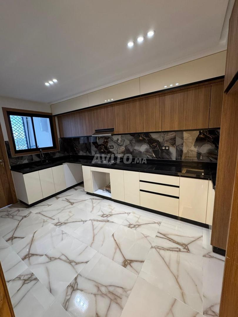 Appartement à louer 150 m² à Rabat