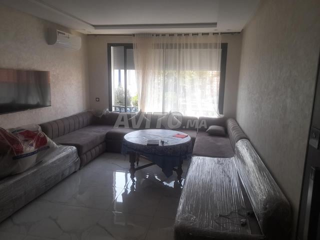 Studio HS meublé ch sal blc à louer rue d'agadir