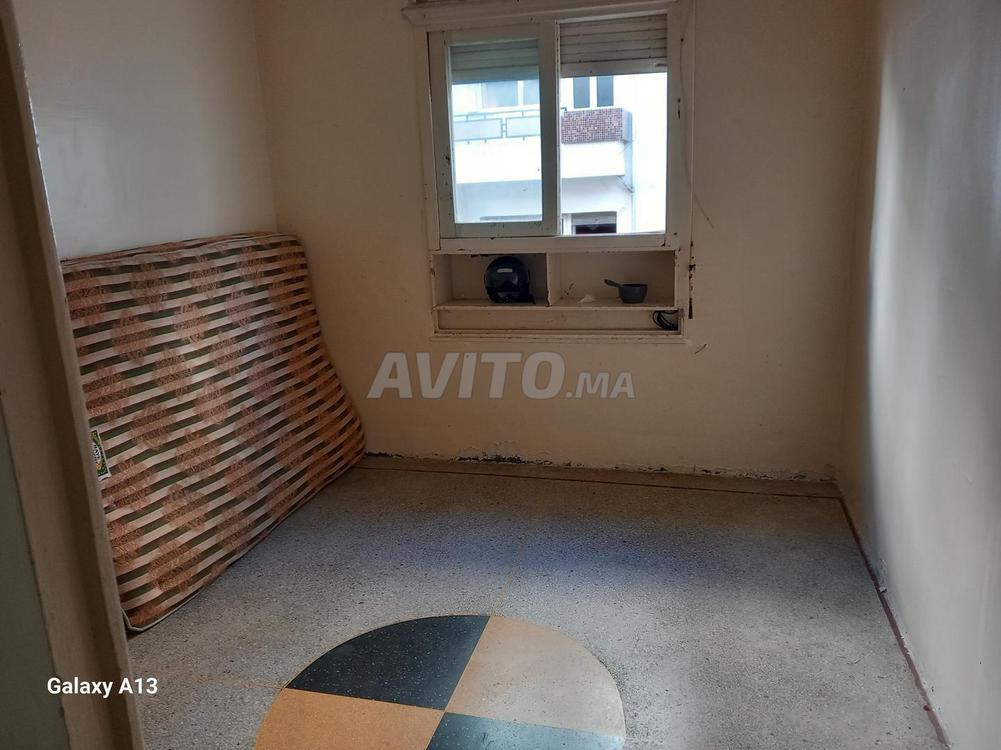 Garçonnière 30m2 Bd Bordeaux location Fille