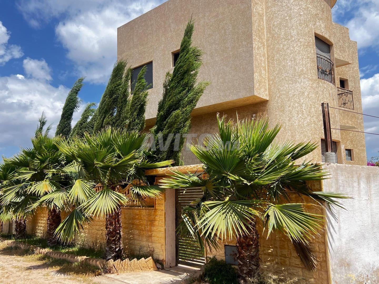 Vente villas isolées à Bouskoura - 300m2