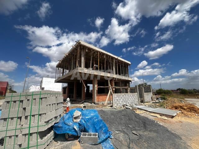 Vente villas à Bouskoura brut