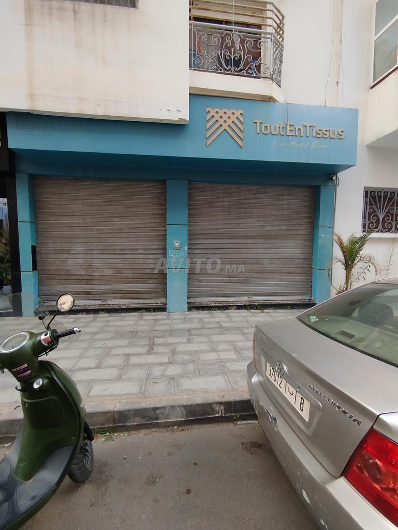 Local commercial 75m2 à Bourgogne extension