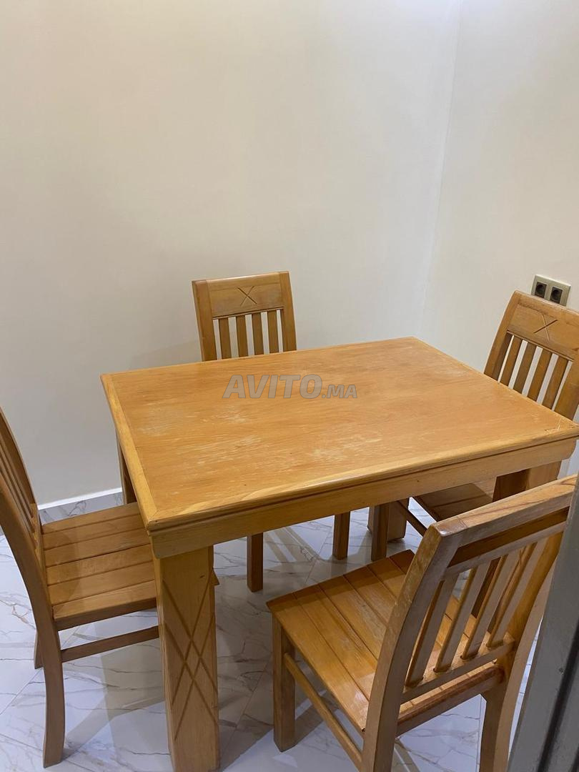 Table à manger à vendre