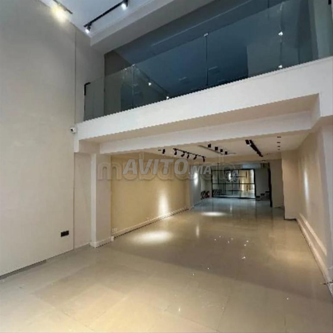 Magasin à louer 160m Maarif