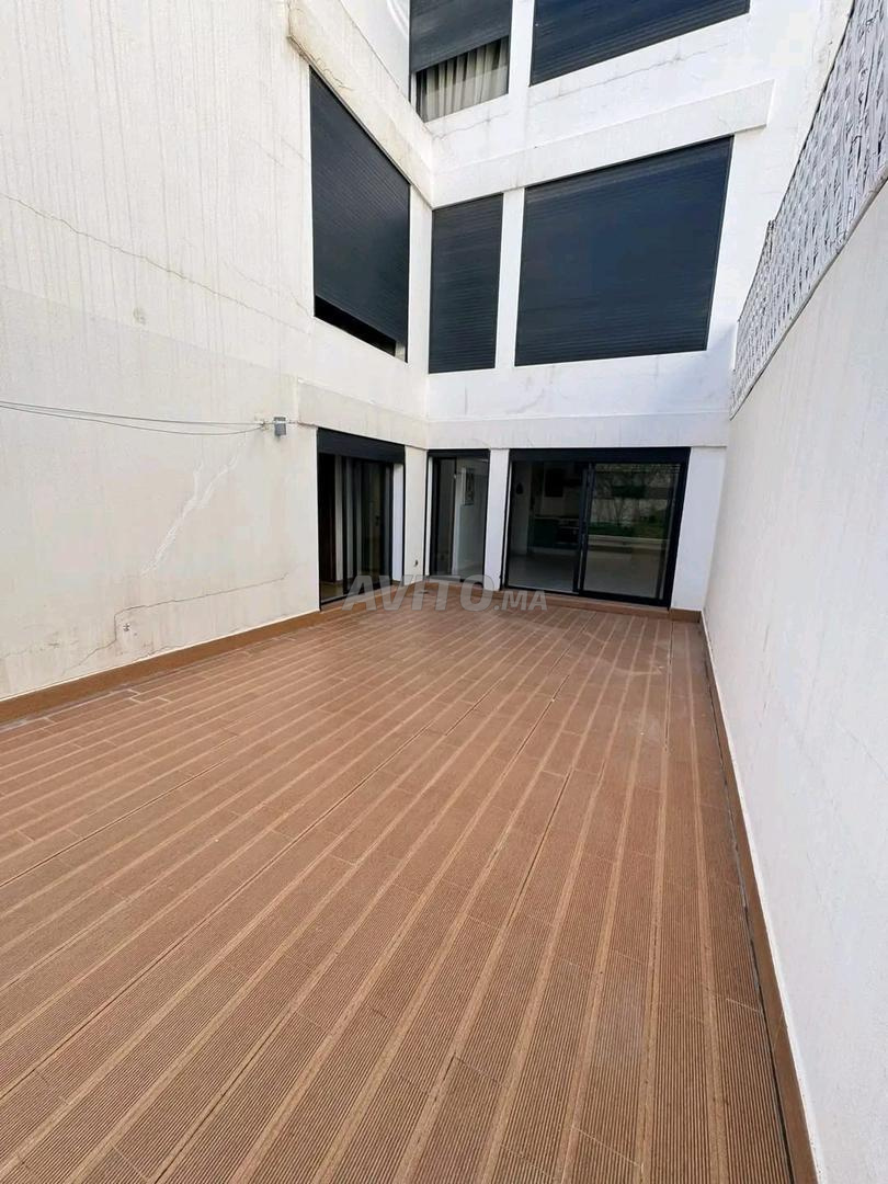 Agréable studio vide à louer palmier 88 m² casa