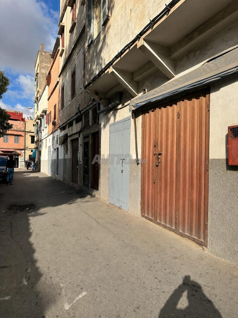 Sarout local à vendre d'une superficie d'environ 9 m².