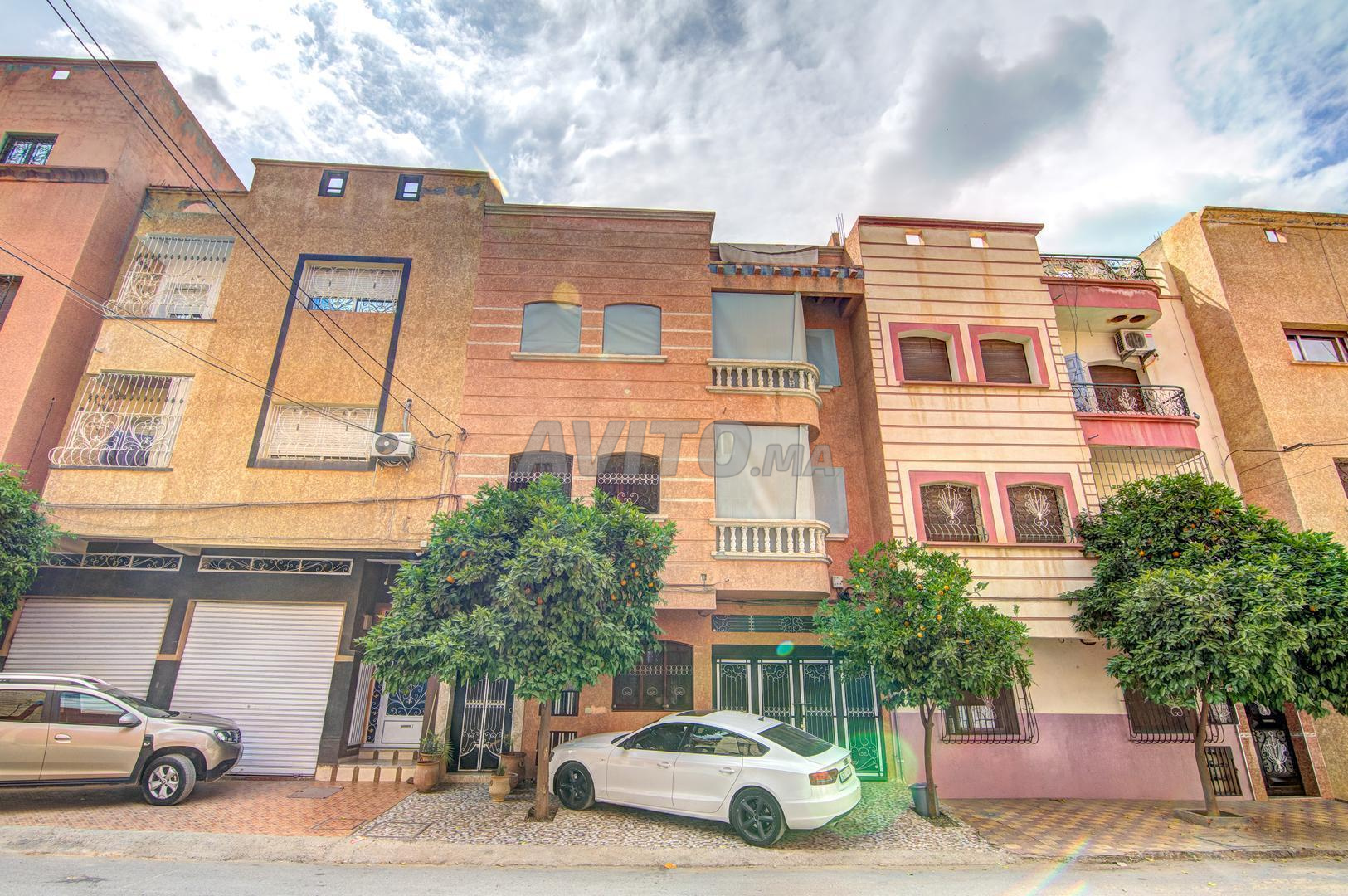 Maison deux étages à vendre quartier Ghita