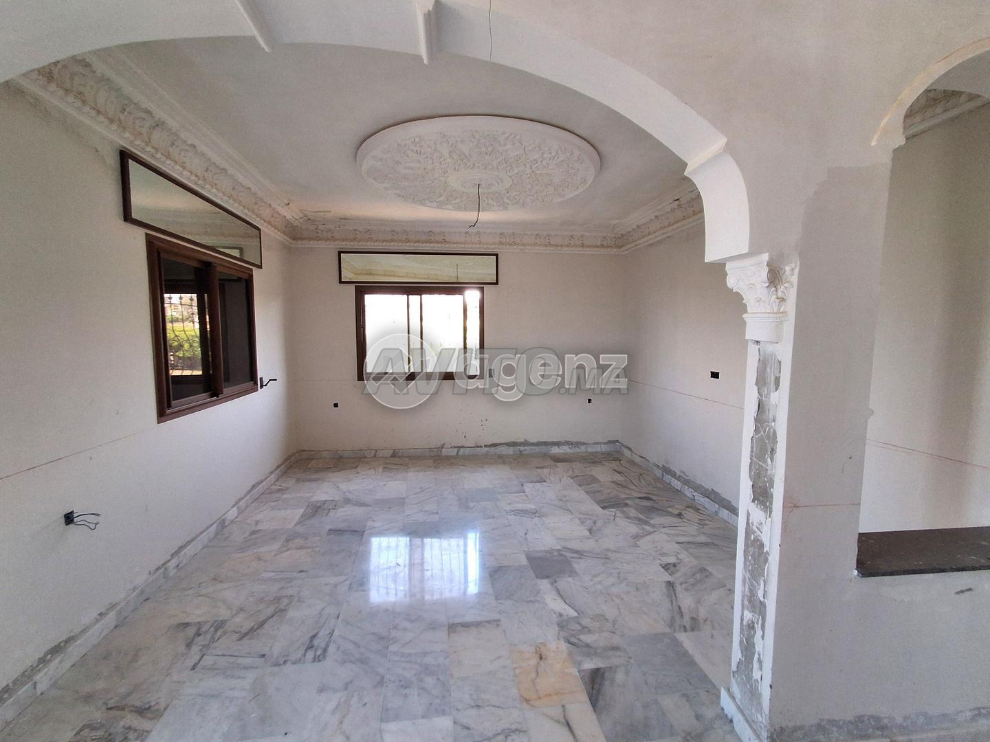 TNG-HJ-1079 - Villa à vendre à Tanger